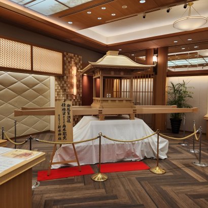 越中総鎮守一宮射水神社　御鳳輦白木一般公開