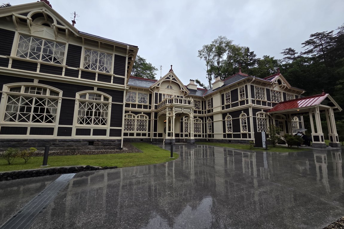 重要文化財旧三笠ホテル保存修理工事